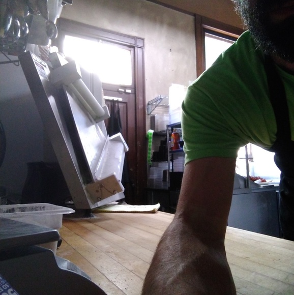 Meet your Posher, Andrew - Picture 1 of 1